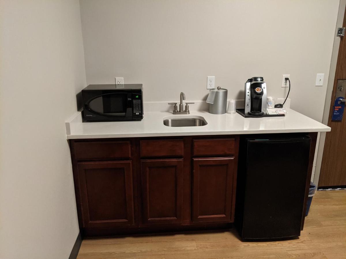Holiday Inn Express South Burlington By Ihg Exteriör bild